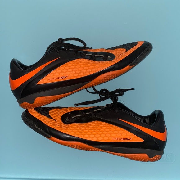 nike hypervenom phantom indoor